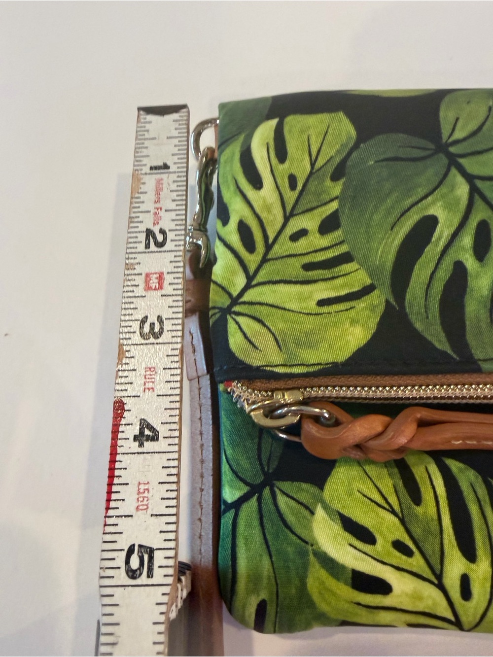 Dooney & Bourke Green Leaf Print Crossbody with Tan Strap - Picture 9 of 10